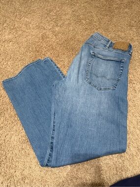 American Eagle Outfitters Light Wash Blue Jeans Bootcut